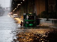 floods-manila-july.jpg
