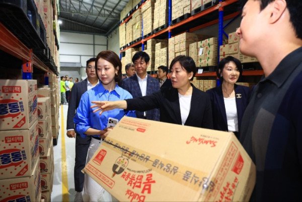 20260303 농림축산식품부 장관 송미령 회사방문(3).jpg