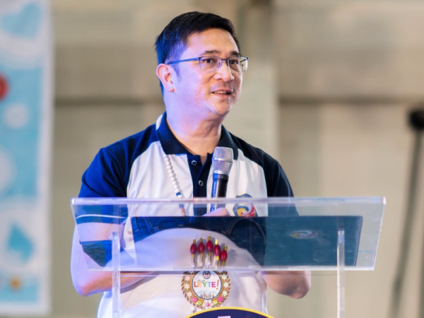 bir-commissioner-charlito-mendoza.jpeg